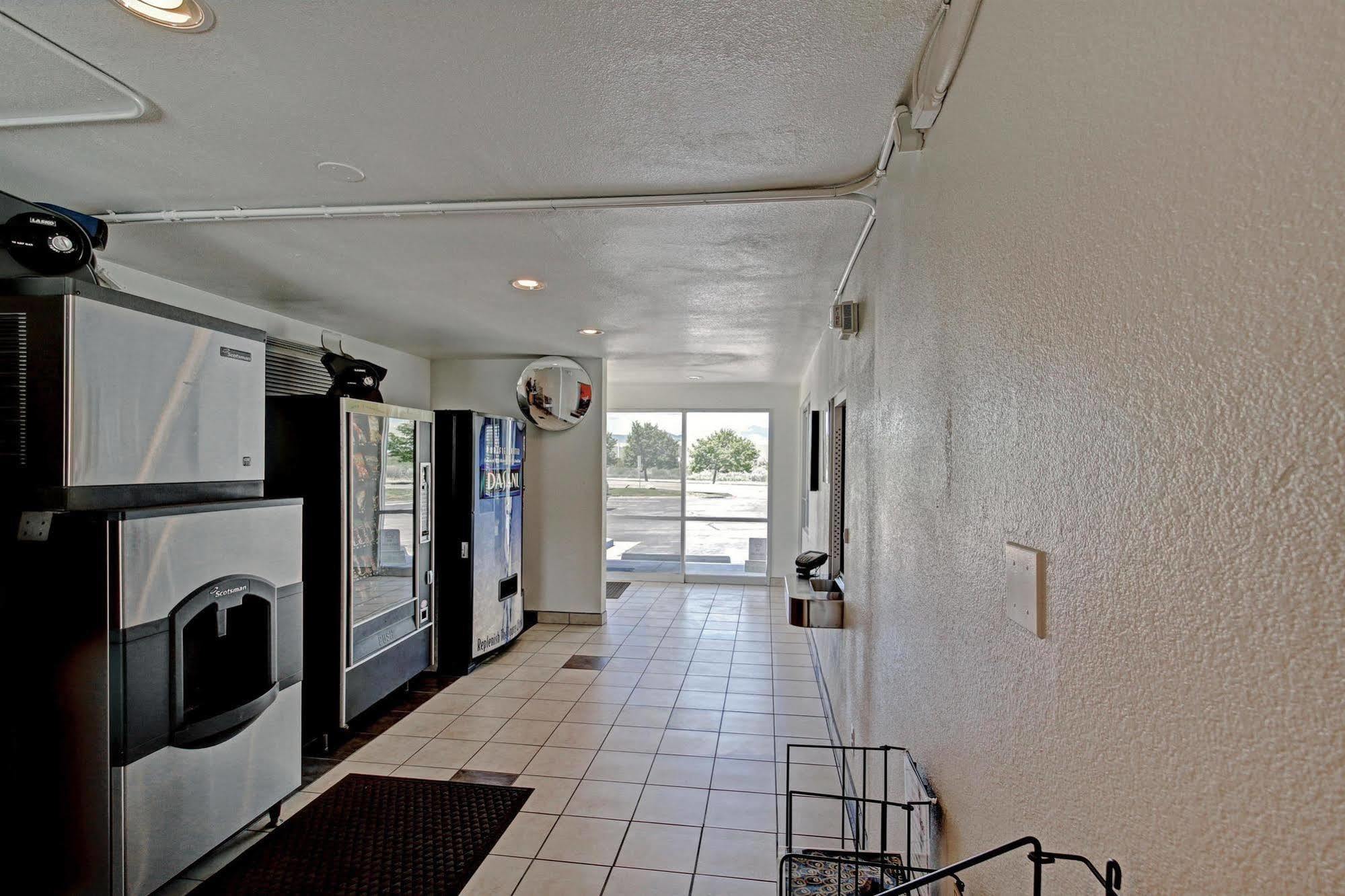 Econo Lodge Midvale Luaran gambar