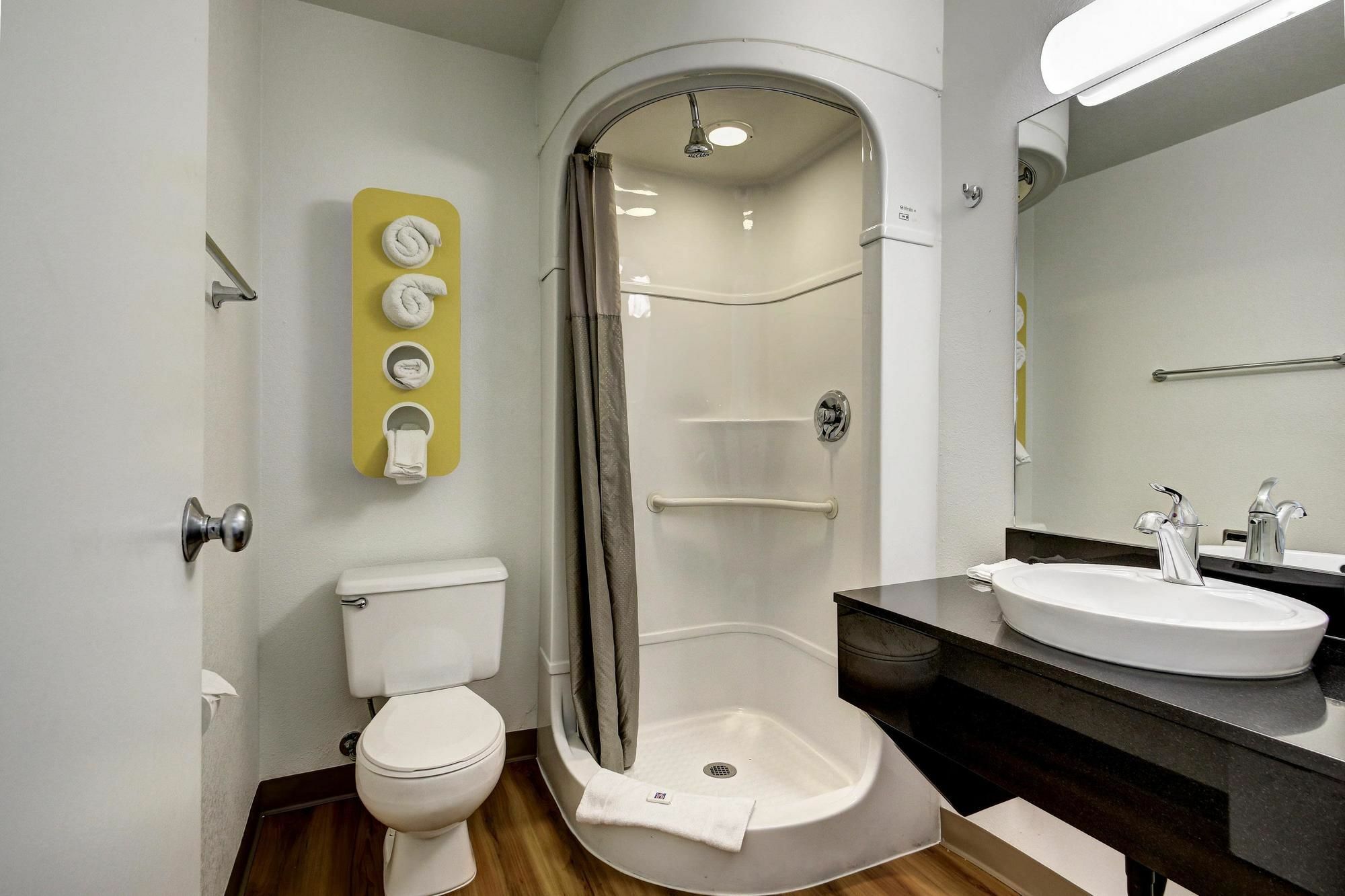 Econo Lodge Midvale Luaran gambar
